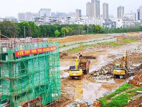 汛期襲來(lái)，這支鐵軍在譜寫(xiě)風(fēng)雨戰(zhàn)歌