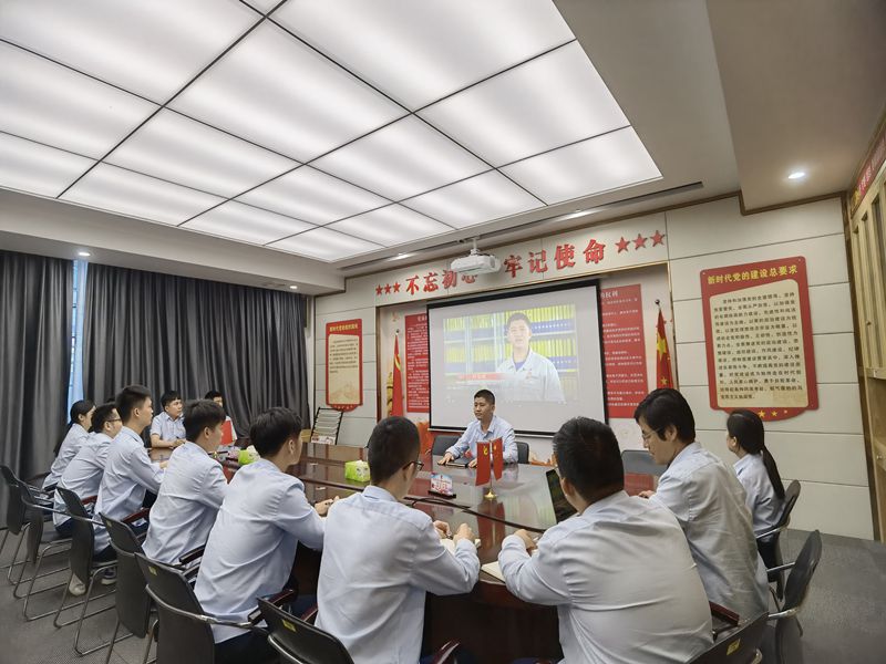 國(guó)家能源集團(tuán)福建晉江熱電公司團(tuán)委召開“發(fā)揚(yáng)五四之魂，接力青春之火”主題團(tuán)日