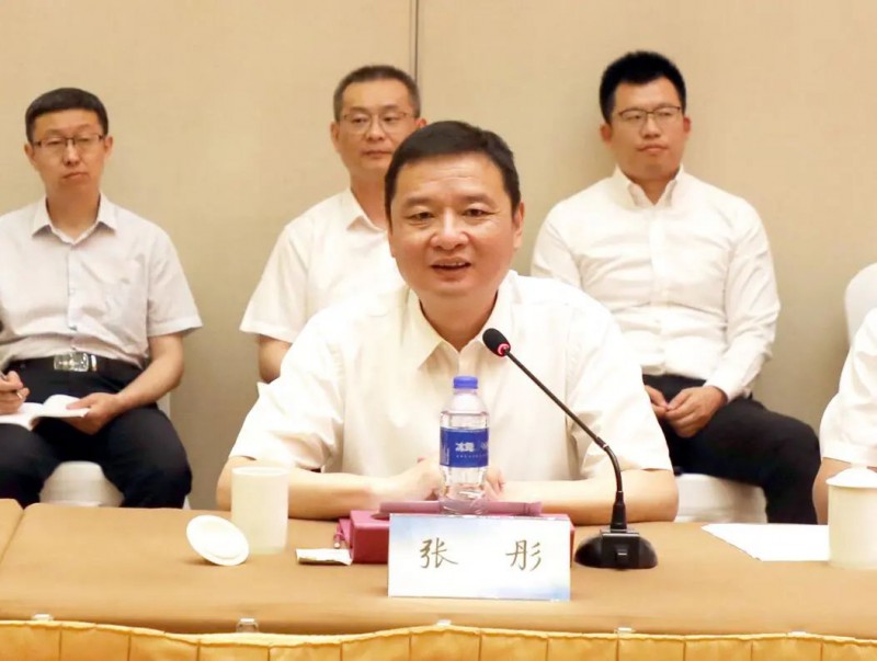 協(xié)鑫、徐工聯(lián)手！布局新能源
