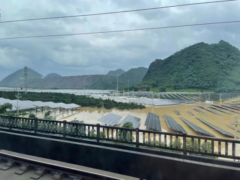 地面電站秒變漂浮電站，又一光伏電站被水淹！