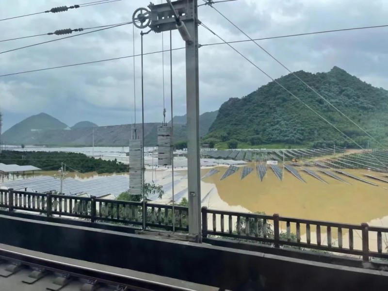 地面電站秒變漂浮電站，又一光伏電站被水淹！