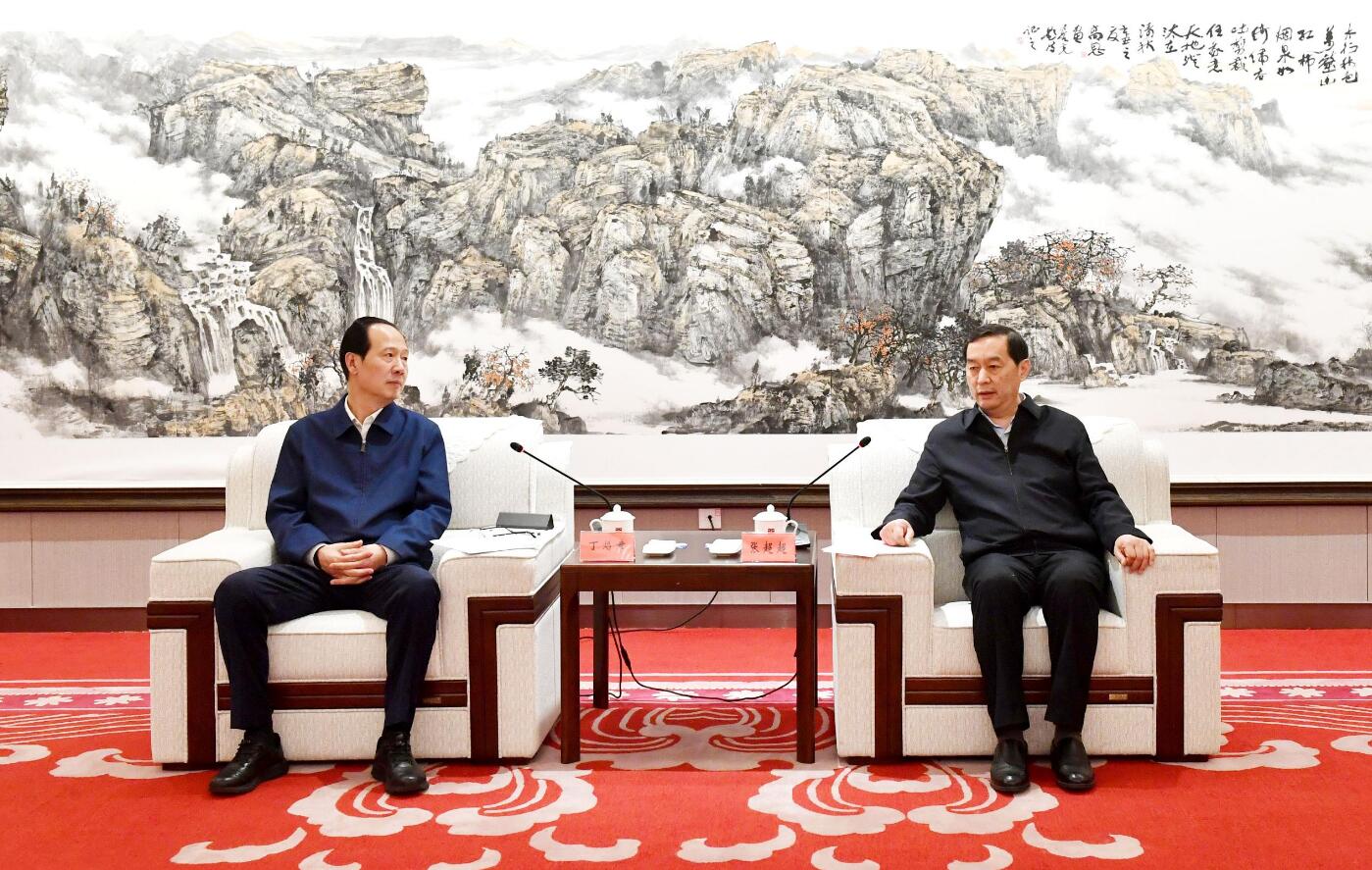 中國(guó)電建黨委書記、董事長(zhǎng)丁焰章與河北省委常委、石家莊市委書記張超超會(huì)談