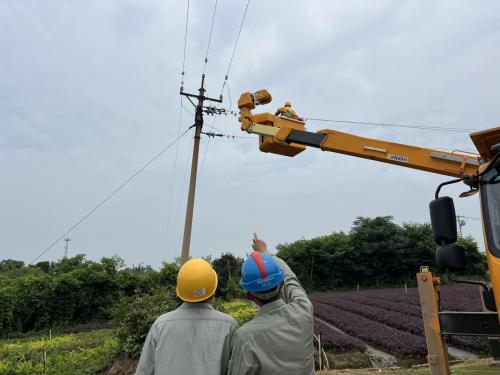 農(nóng)網(wǎng)線路改造完工，居民夏日用電不愁