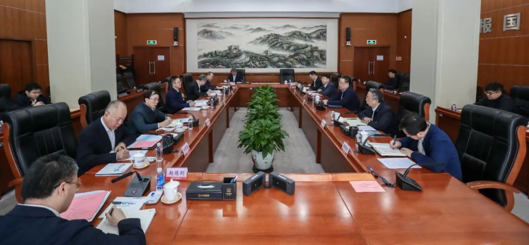中核集團(tuán)會(huì)見中國(guó)一重董事、總經(jīng)理、黨委副書記呂智強(qiáng)一行