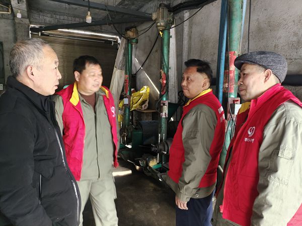 湖北竹溪供電公司嚴(yán)明從業(yè)紀(jì)，擦亮服務(wù)窗