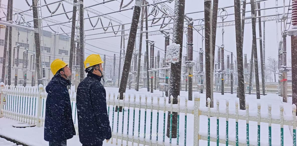 國網(wǎng)三門峽供電公司細(xì)化舉措戰(zhàn)冰雪保供電
