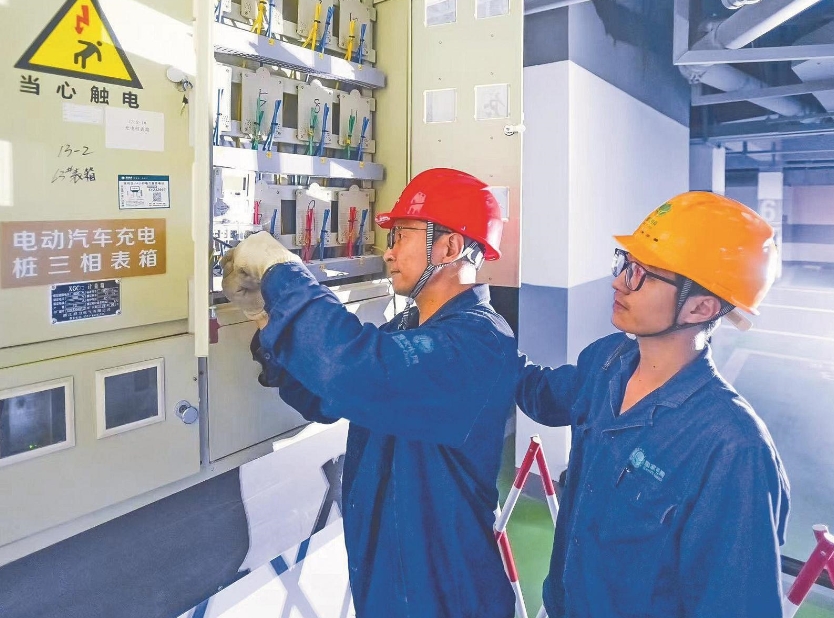 于洪波：讓配電網(wǎng)線路“零閃?！? width=